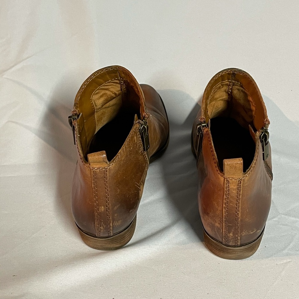 Lucky Brand Basel Boots - Picture 3 of 5
